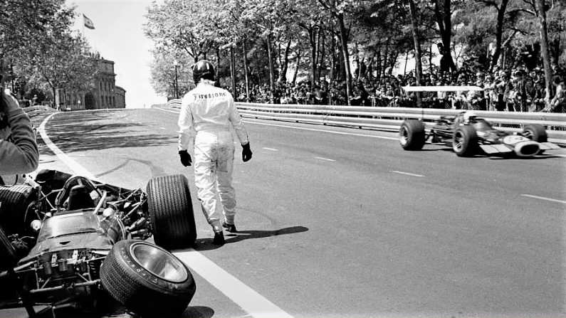 LA MAGIA Y EL PELIGRO DE MONTJUIC DESAFIARON LA FORMULA 1