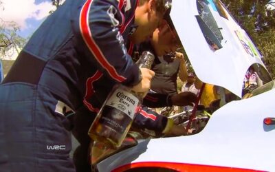 HYUNDAI WRC PODIO CON CERVEZA EN EL RADIADOR
