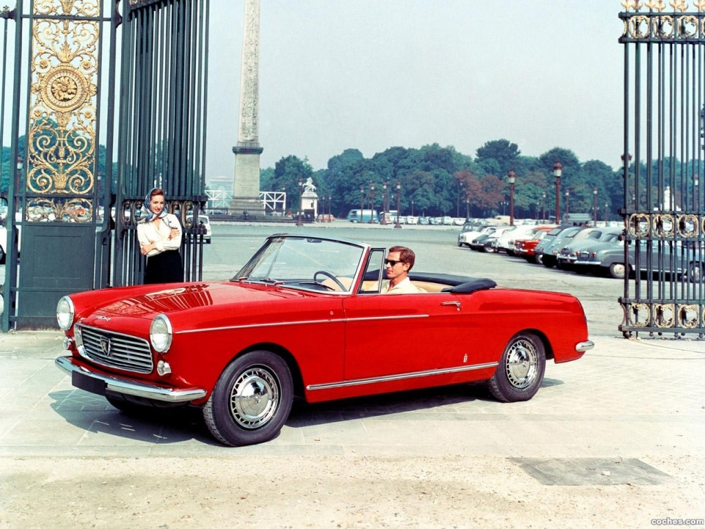 Pin's Peugeot 404 Cabriolet - EGF - Couleur (comme Photo 3) - Métal